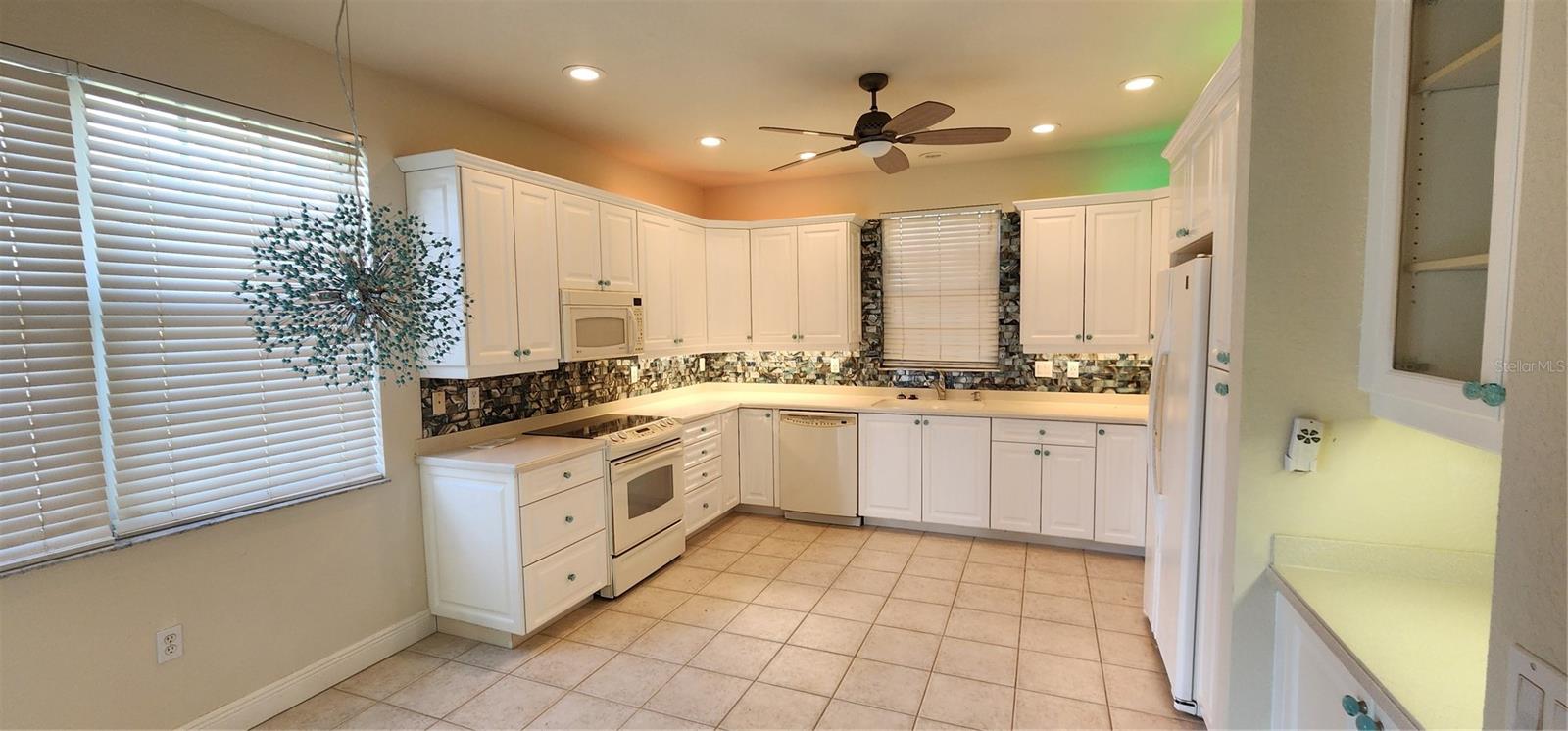 Condominium at 197 TROPICANA DR #1512, PUNTA GORDA, photo 16 of 63