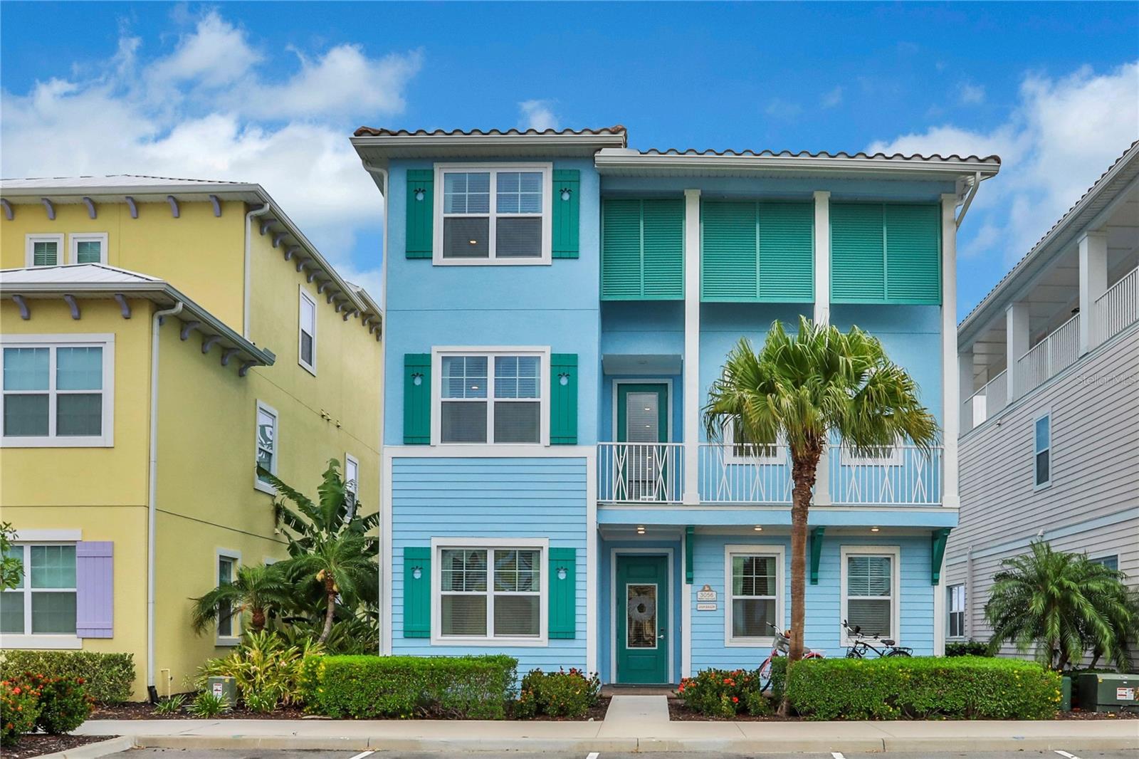 3056 PARROT HEAD PL