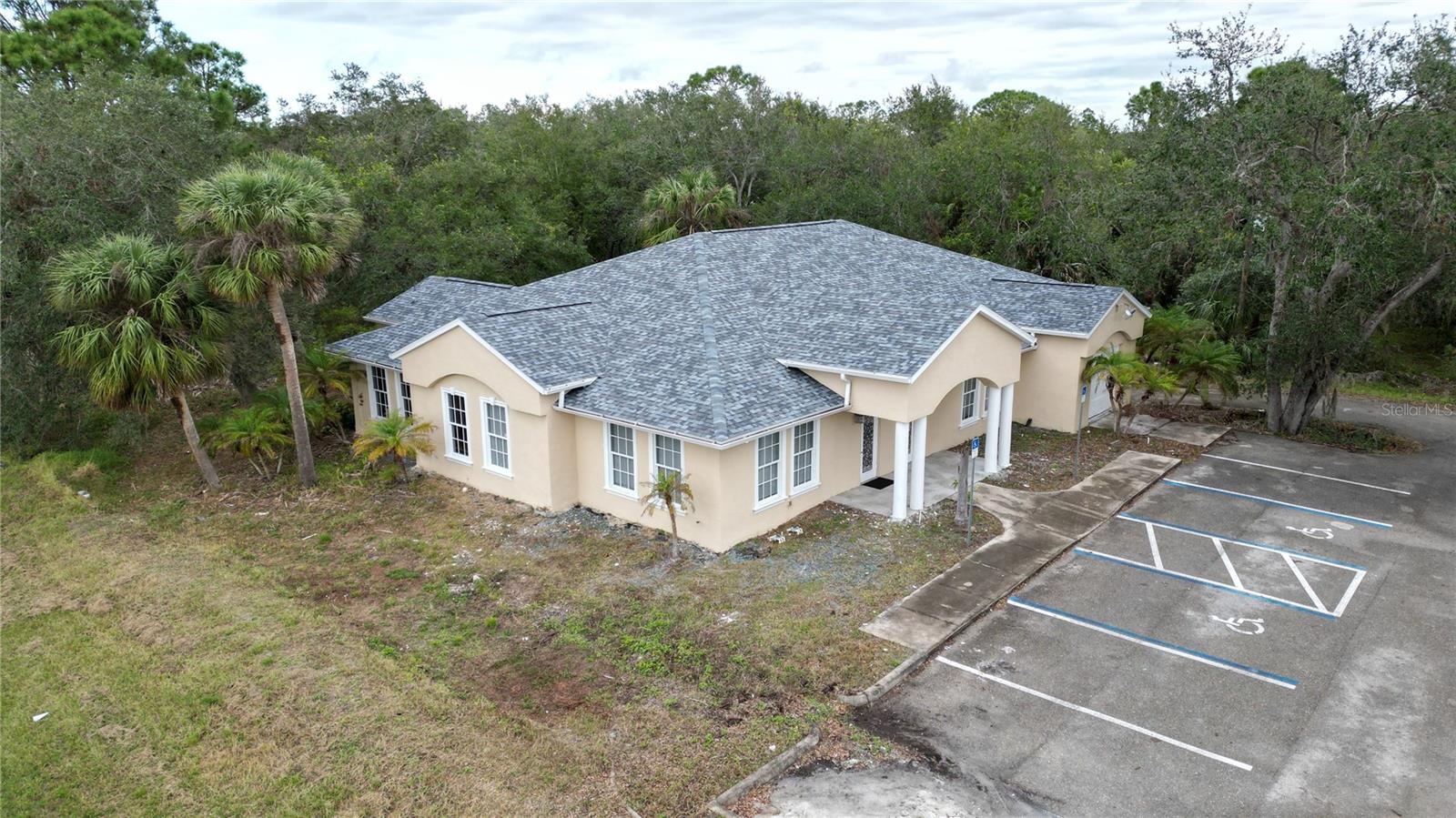 17880 TOLEDO BLADE BLVD