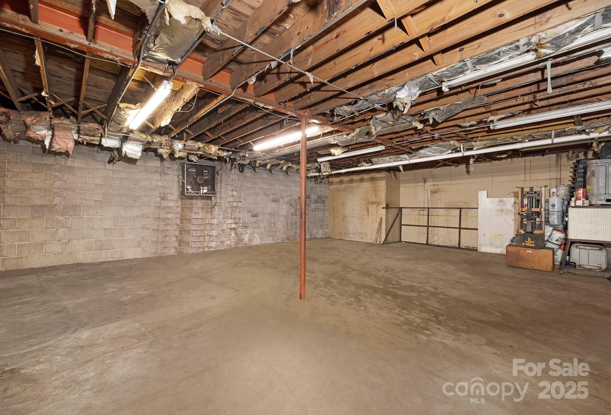 Retail at 2129 Cherry Road, Rock Hill, photo 14 of 29