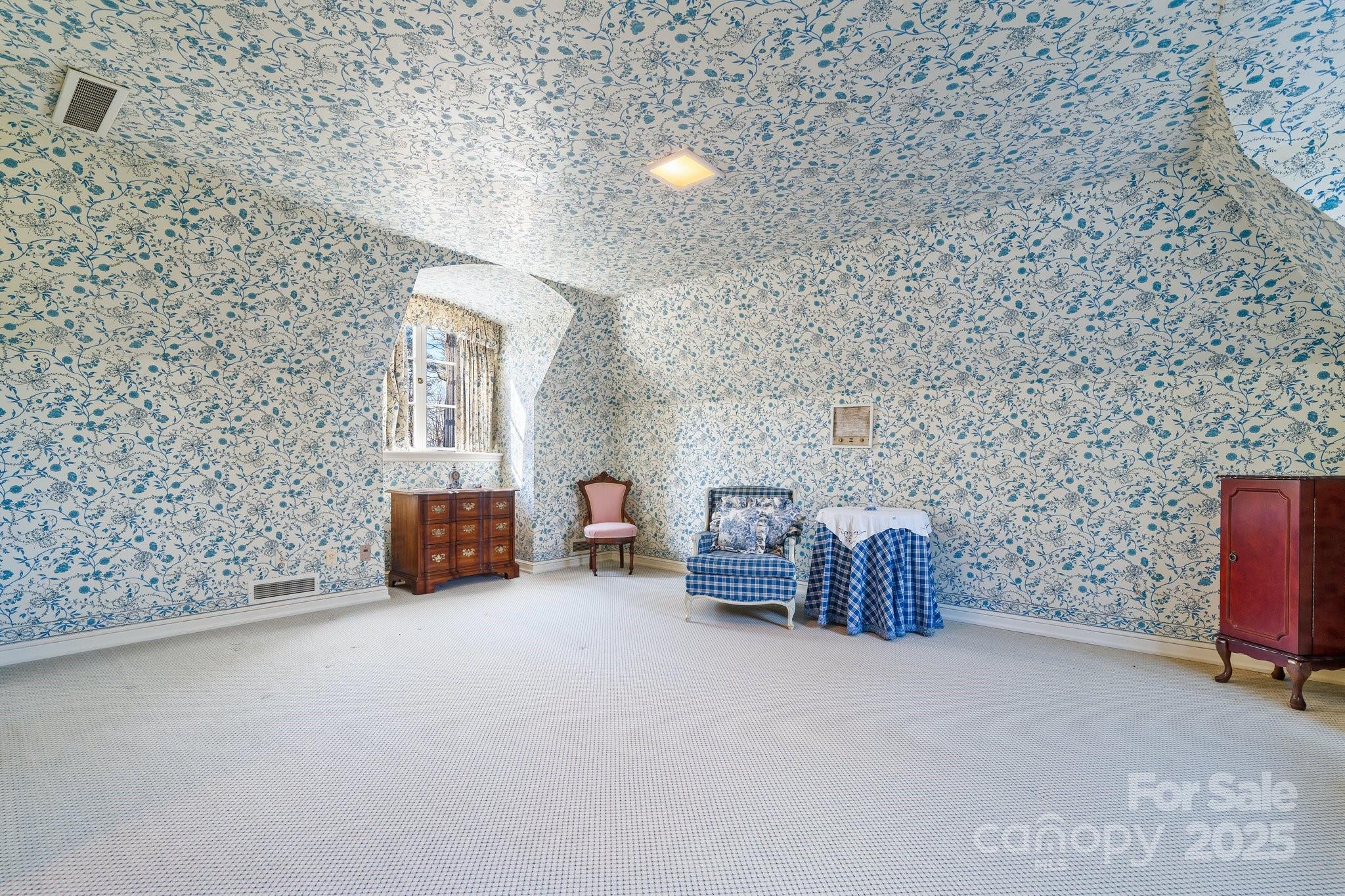 3rd Upstairs Primary Bedroom - 135 Claron Place SE, Lenoir