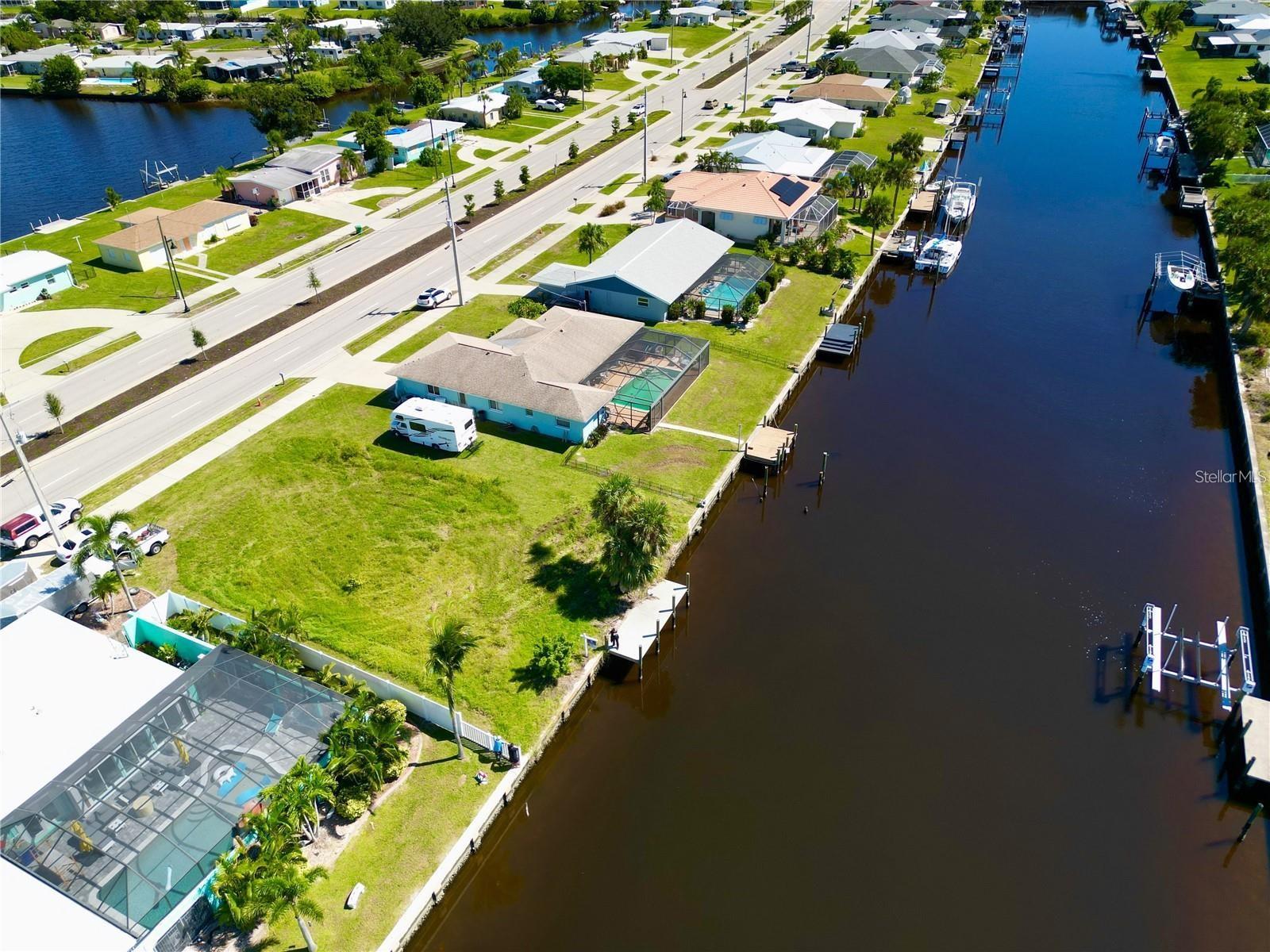 Land at 21081 EDGEWATER DR, PORT CHARLOTTE, photo 4 of 8