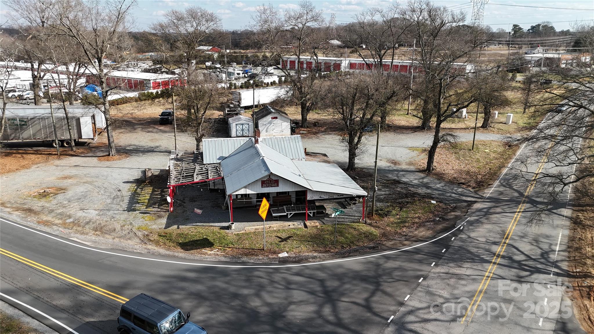 Business at 14909 Beatties Ford Road, Huntersville, photo 6 of 13
