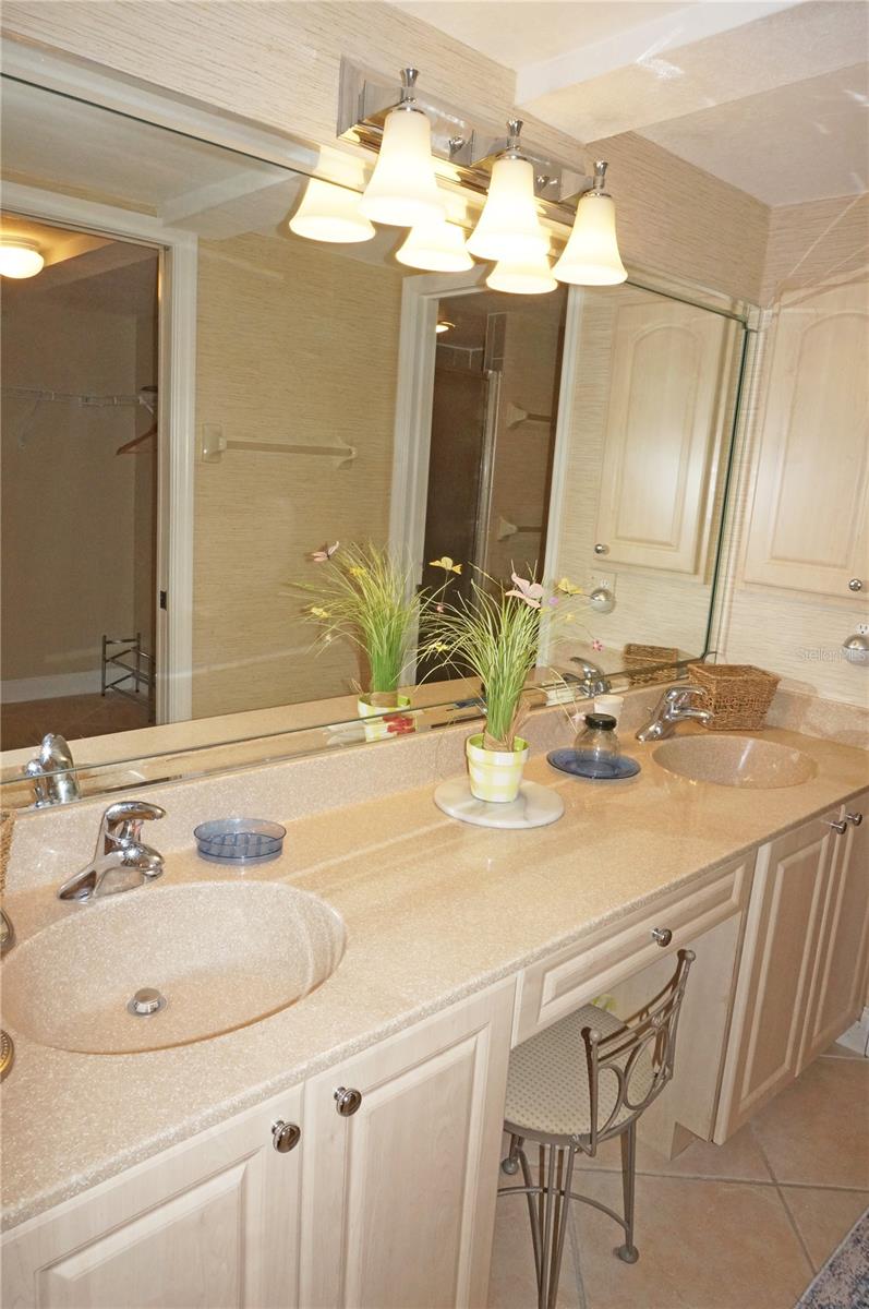 Condominium at 1601 PARK BEACH CIR #125/11, PUNTA GORDA, photo 27 of 47