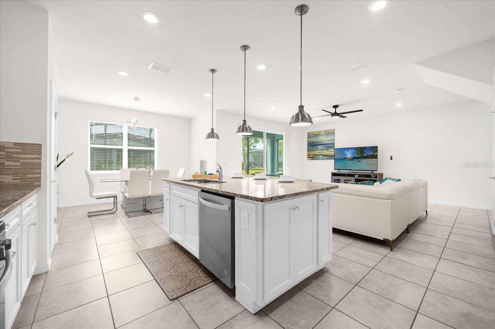 Single Family Residence at 7260 OAKMOSS LOOP, DAVENPORT, photo 11 of 46