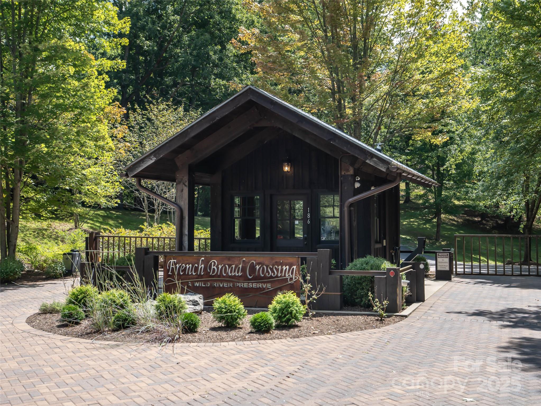 Welcome to French Broad Crossing! - 101 Red Maple Run, Marshall