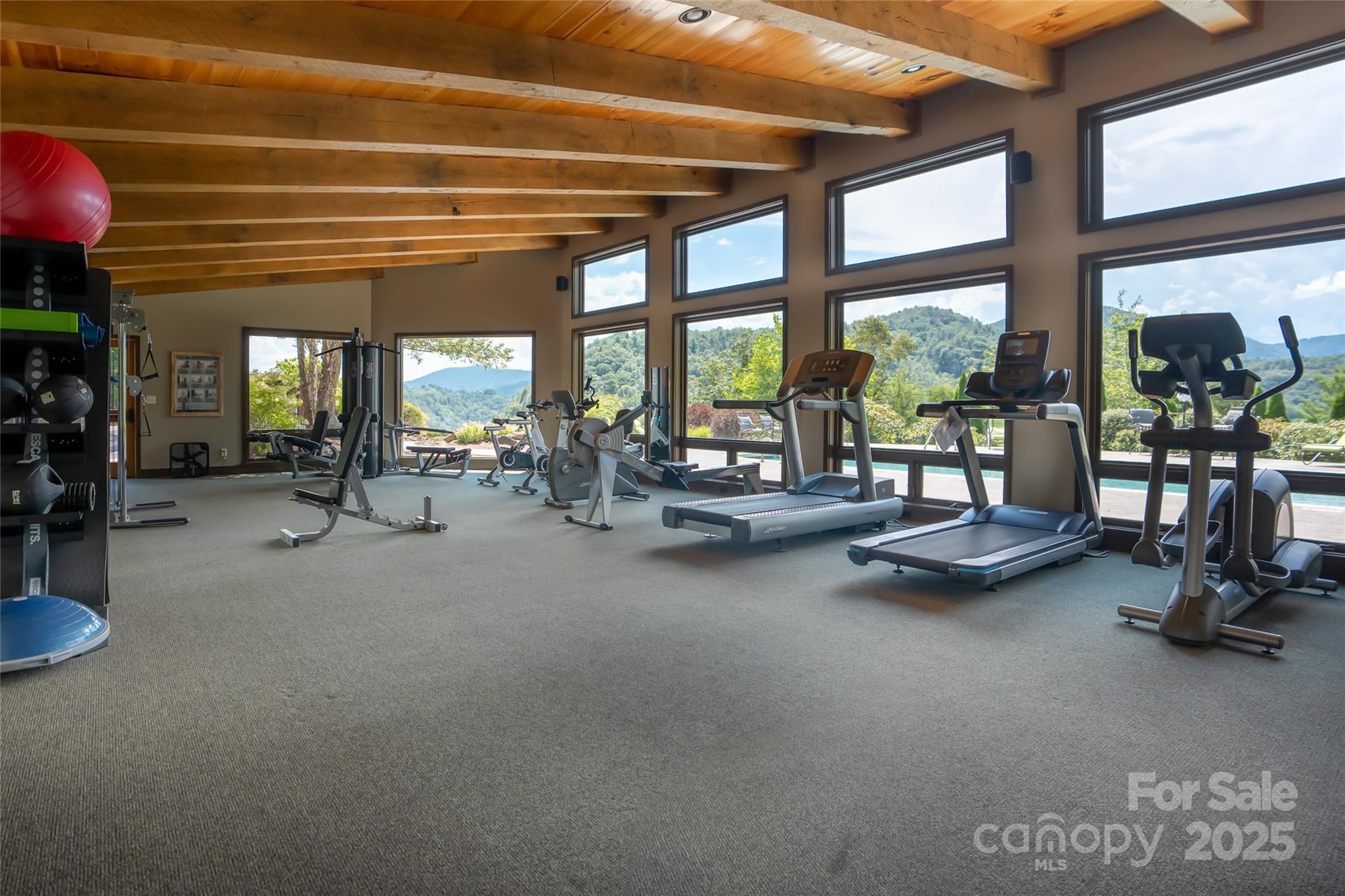 Inside the River Lodge - 101 Red Maple Run, Marshall