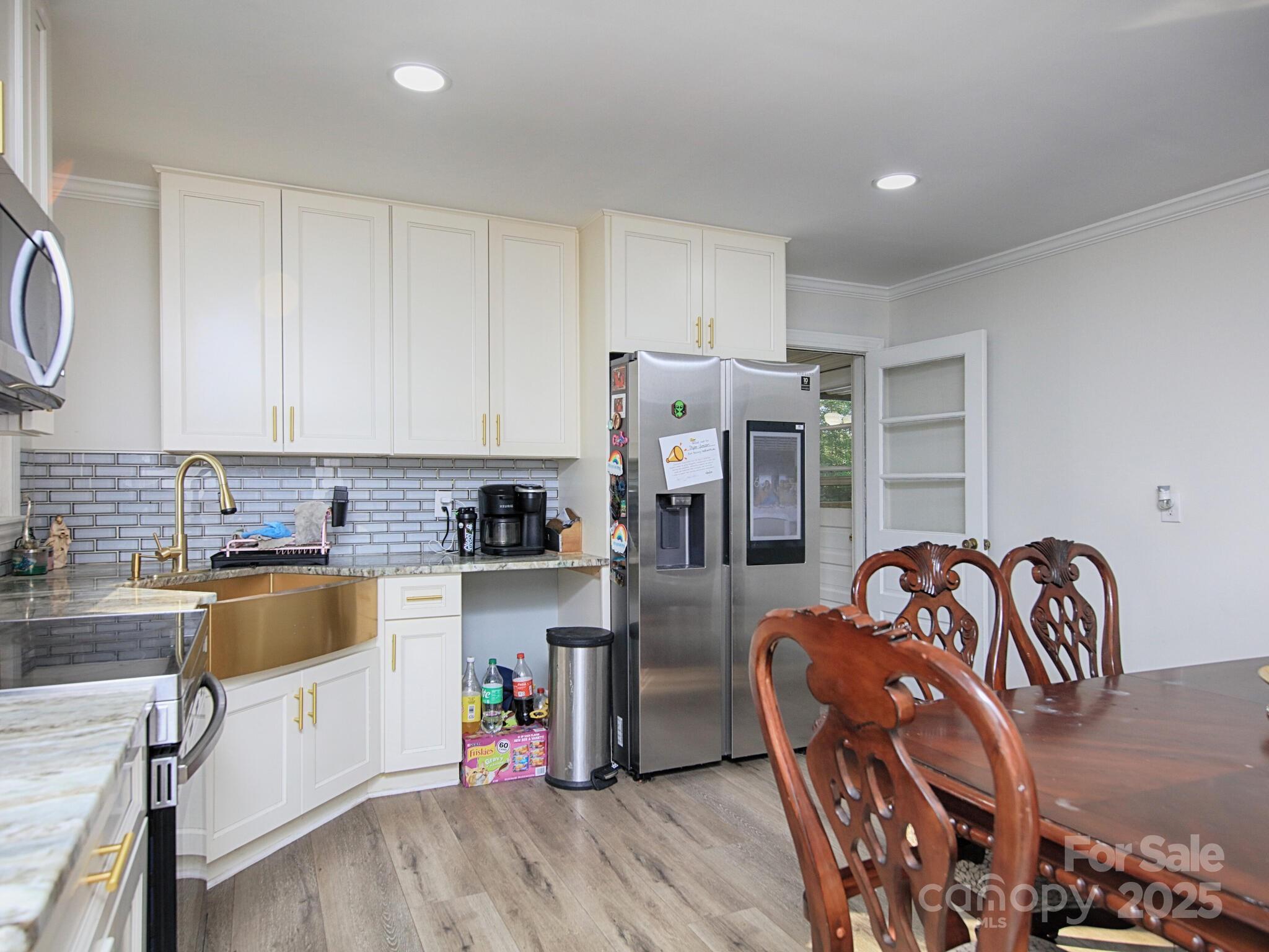 kitchen - 3119 Hickory Highway, Statesville