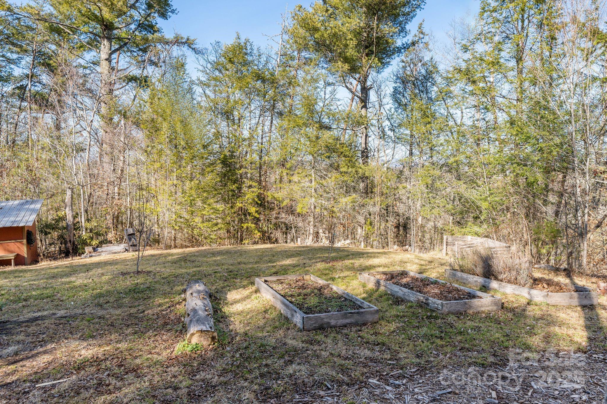 Community garden and well house - 131 Ivy Bluff Road, Marshall