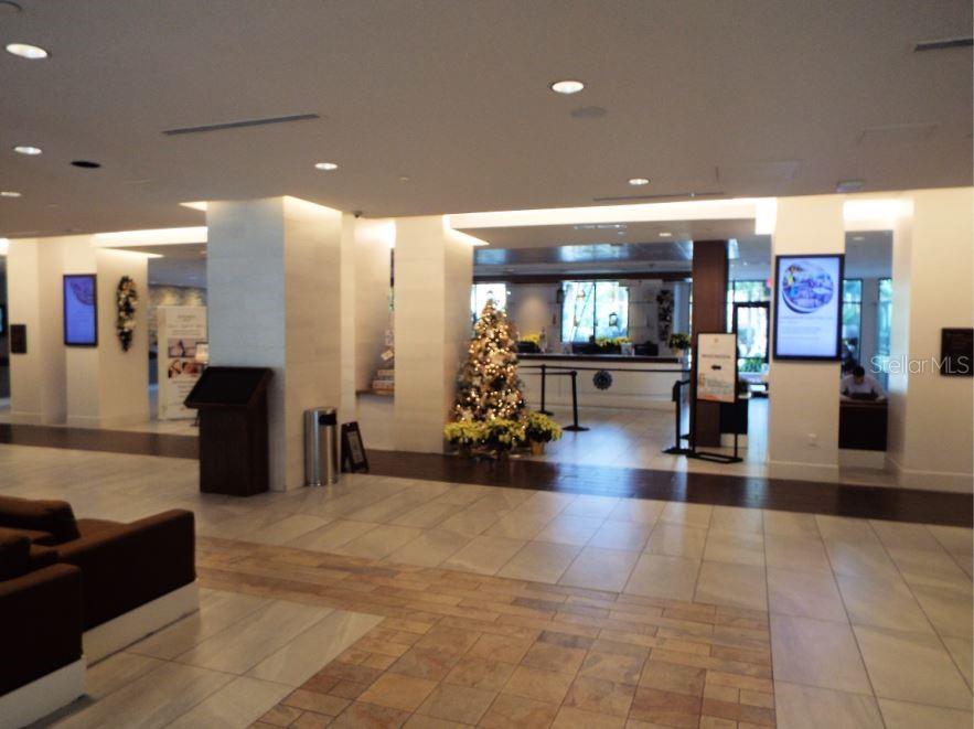 Roomy Lobby - 14501 GROVE RESORT AVE #3538, WINTER GARDEN