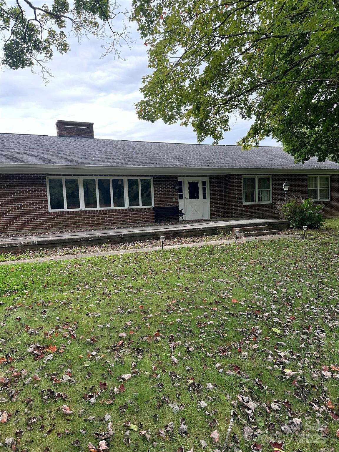 Single Family Residence at 112 and 154 Merri Drive, Hendersonville, photo 2 of 37