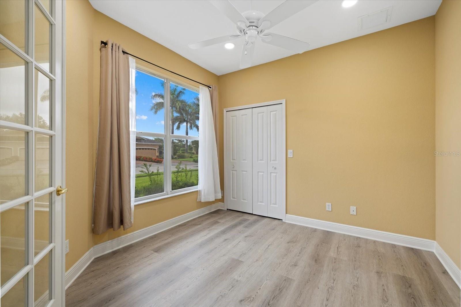 Condominium at 4331 TURNBERRY CIR, NORTH PORT, photo 3 of 25