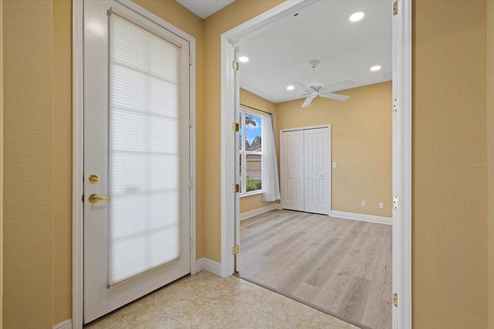 Condominium at 4331 TURNBERRY CIR, NORTH PORT, photo 4 of 25