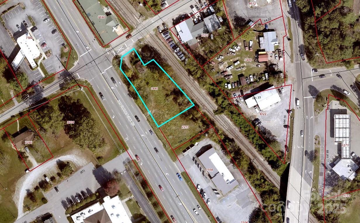 2412 Hendersonville Road