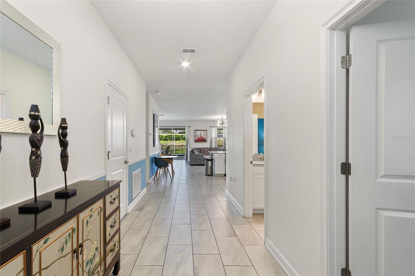 Hall way into home - 1524 FLANGE DR, DAVENPORT