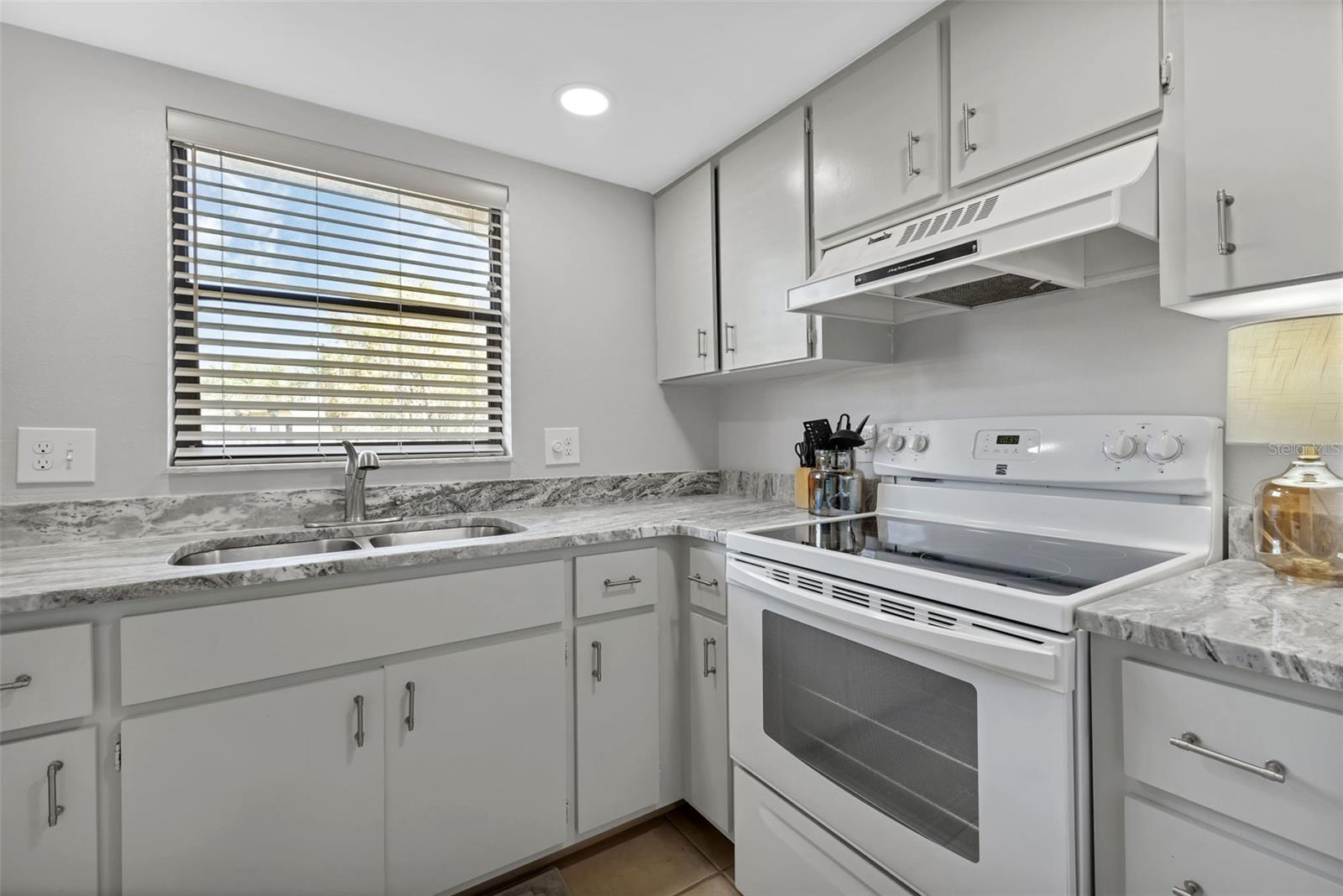 Condominium at 14459 RIVER BEACH DR #129, PORT CHARLOTTE, photo 10 of 33