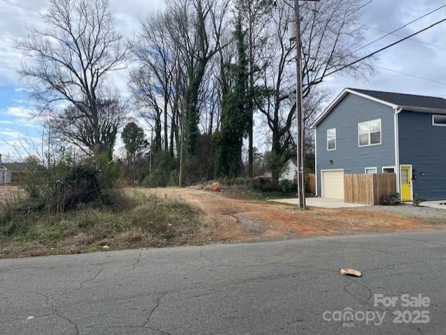 Lot at 1815 Beatties Ford Road, Charlotte, photo 6 of 14