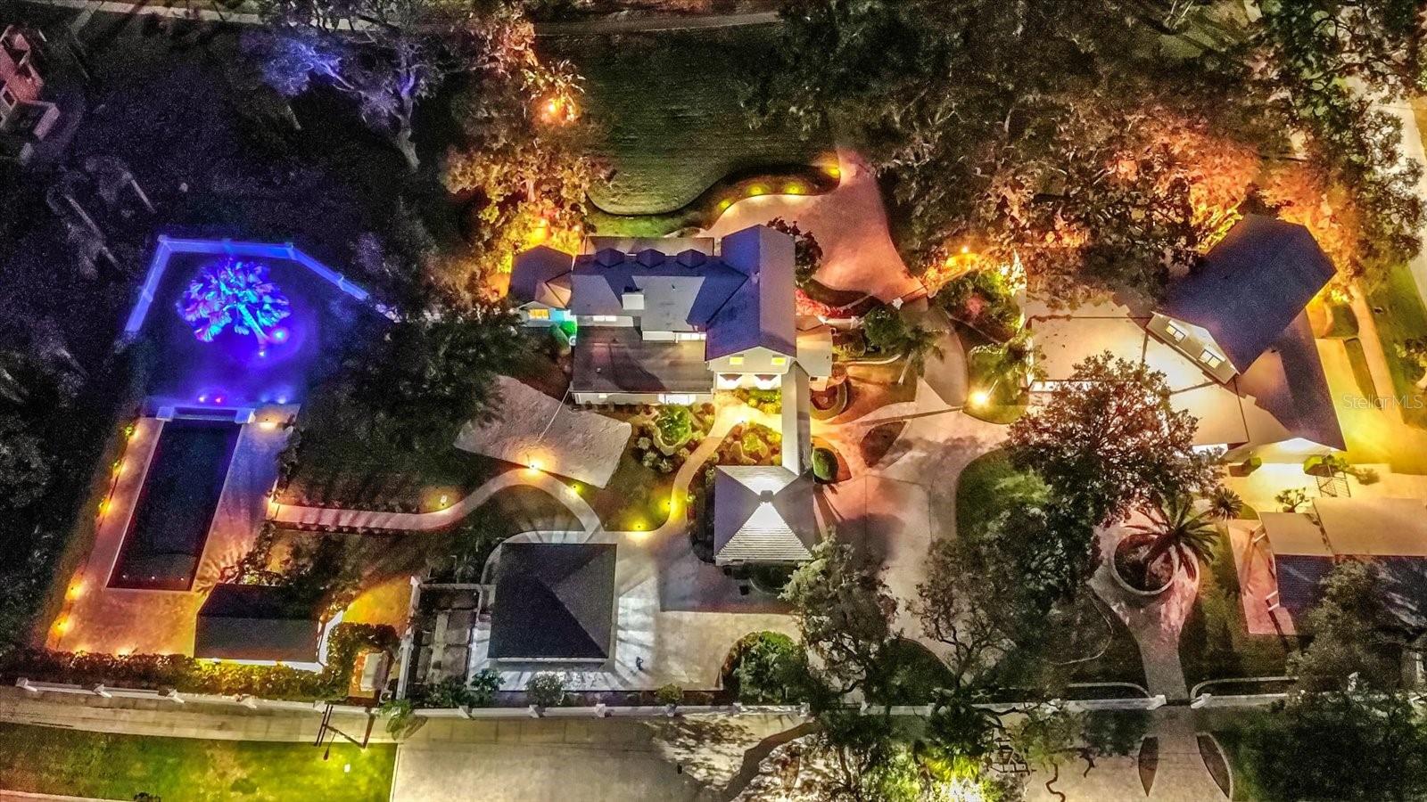 518 RIVERSIDE DR