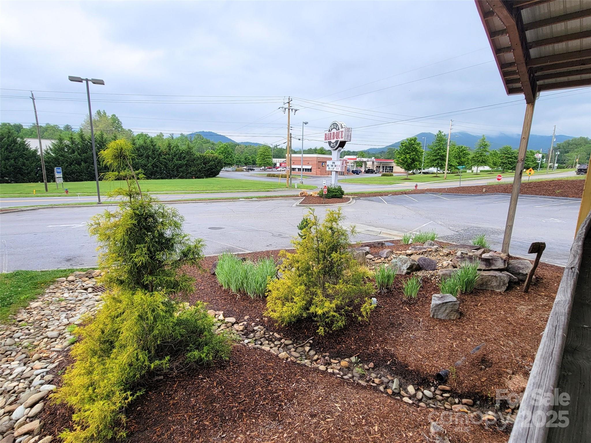 Retail at 701 NC 9 Highway, Black Mountain, photo 22 of 27