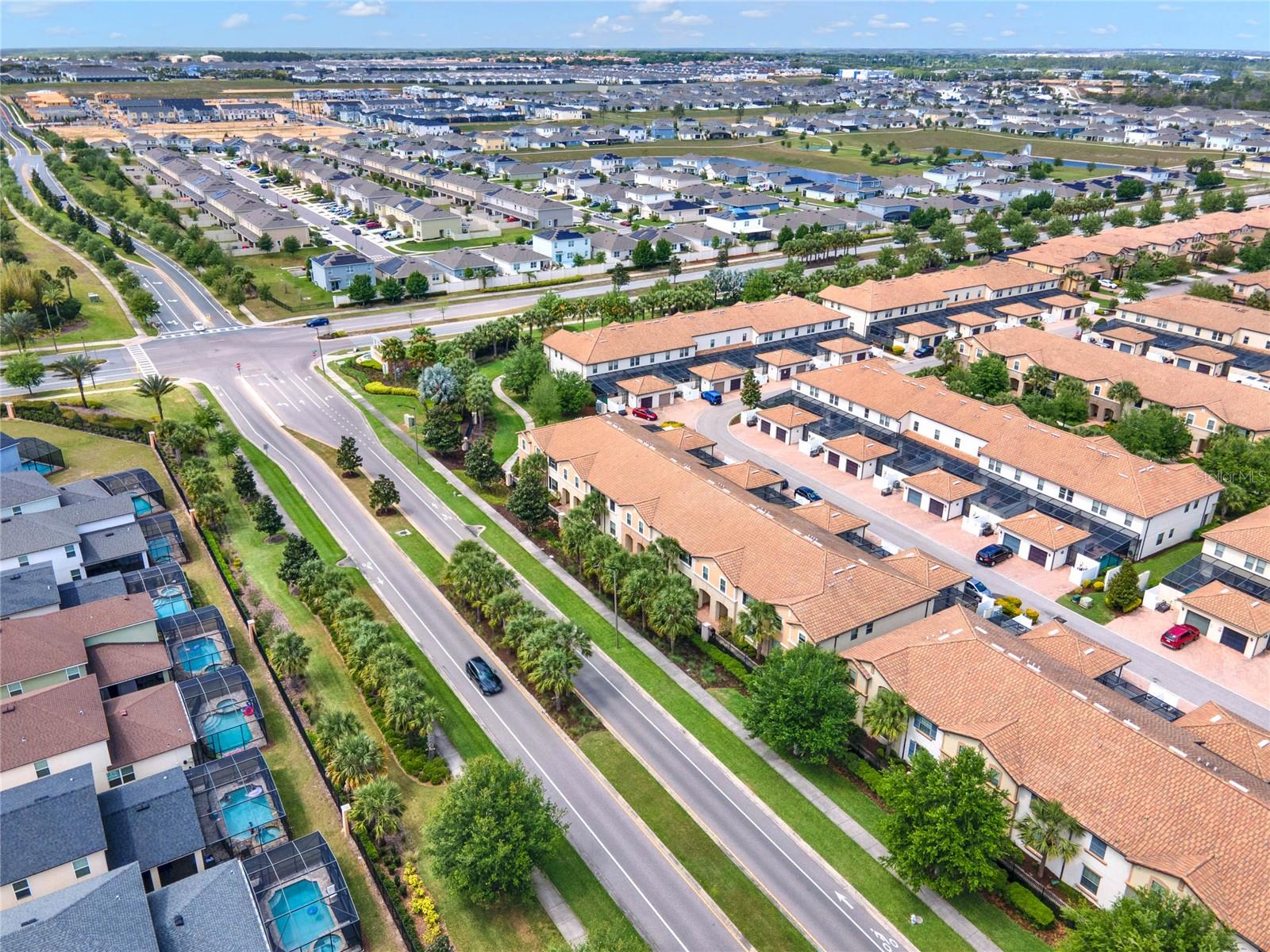 Townhouse at 2427 DUBAI ST, KISSIMMEE, photo 78 of 78