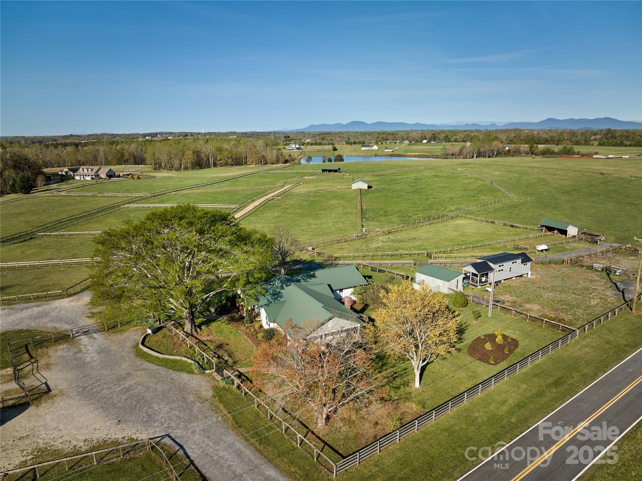 Single Family Residence at 570 Lambs Grill Road, Rutherfordton, photo 8 of 40