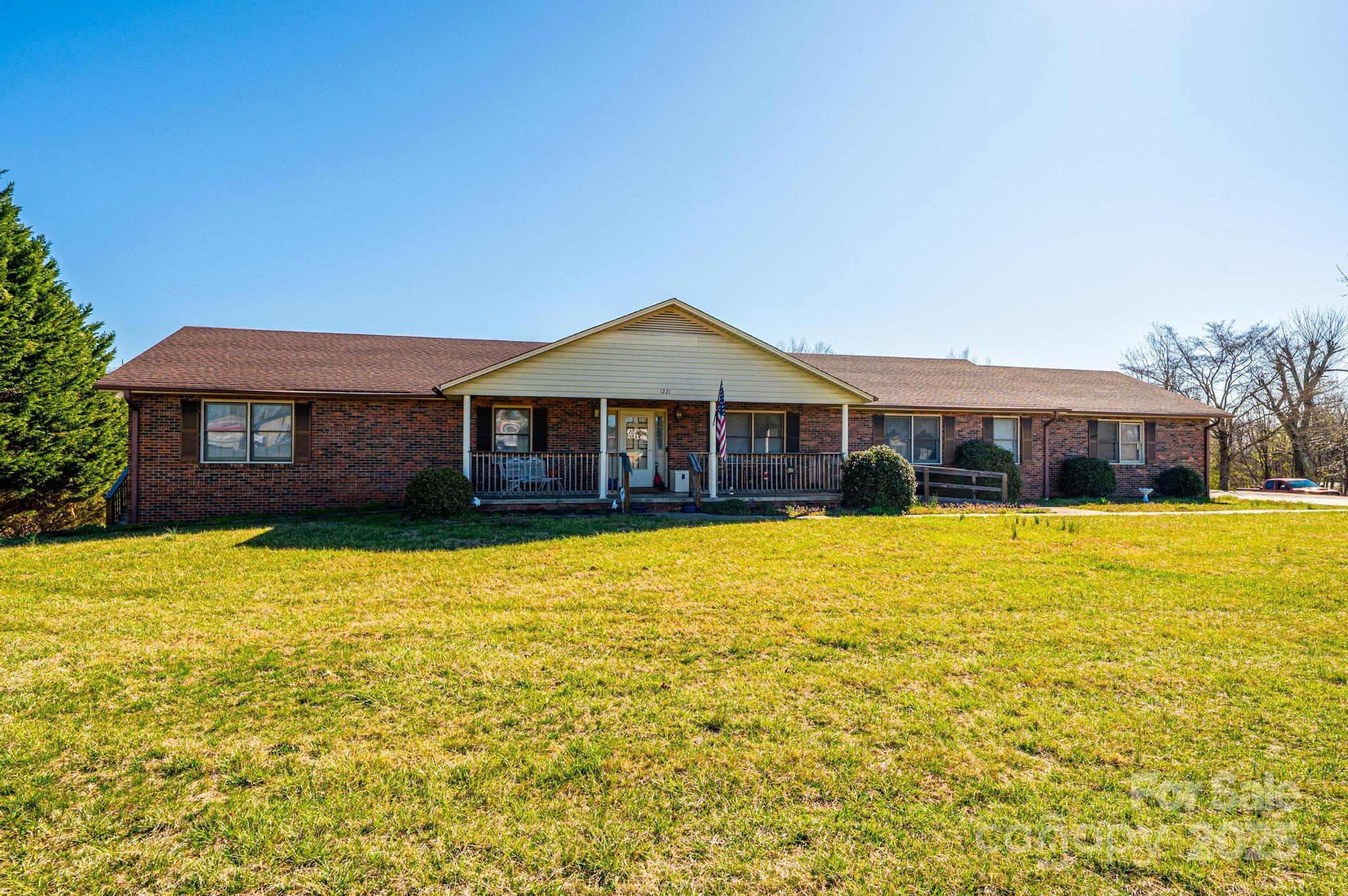 Single Family Residence at 1221 Connelly Springs Road, Lenoir, photo 4 of 42
