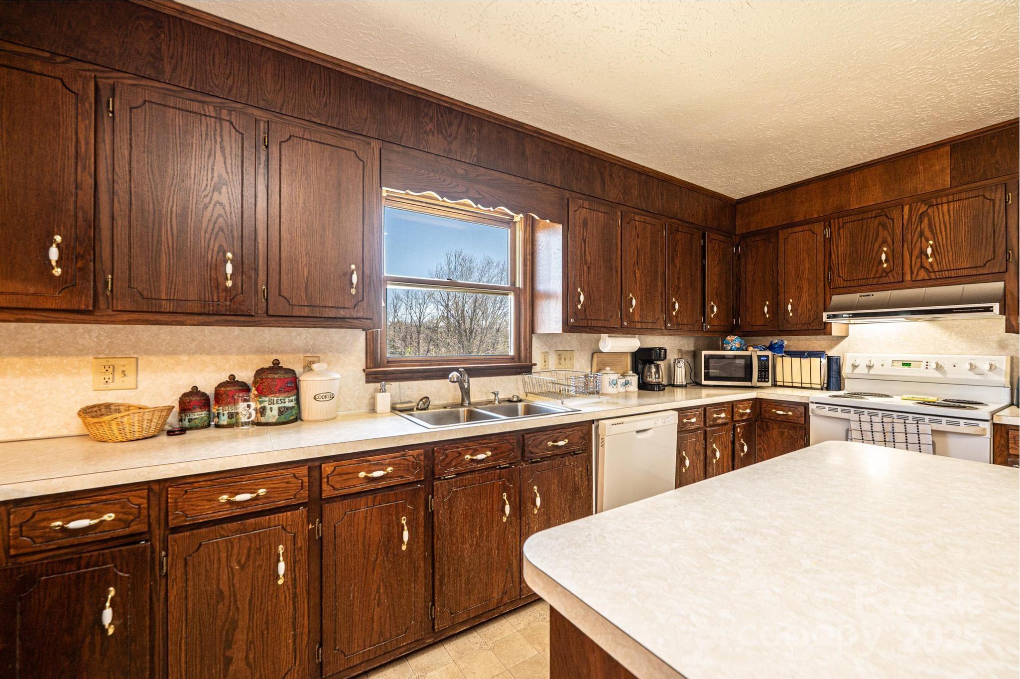 Single Family Residence at 1221 Connelly Springs Road, Lenoir, photo 32 of 42