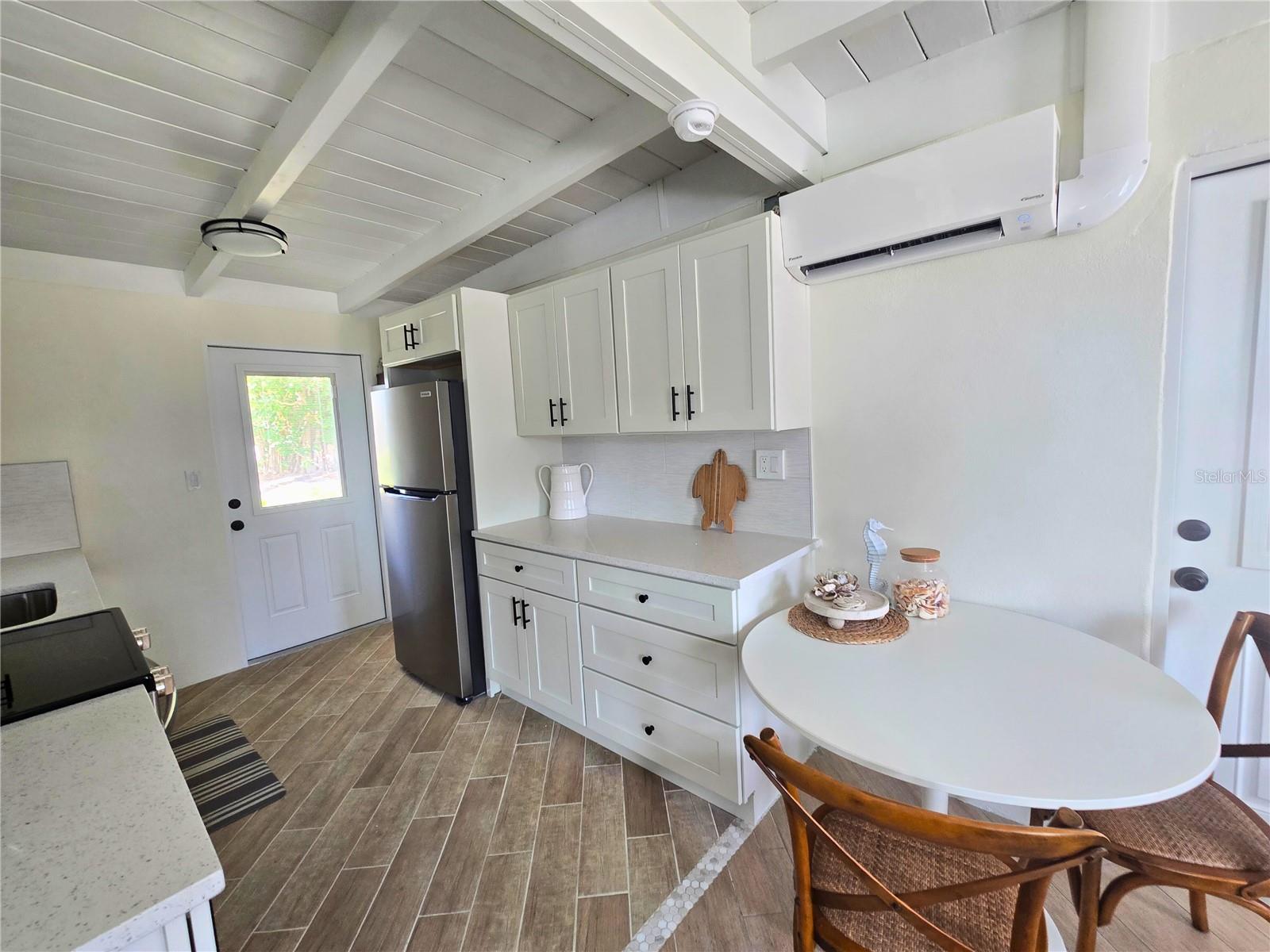 Single Family Residence at 1270 GULF BLVD #A&B, ENGLEWOOD, photo 4 of 21