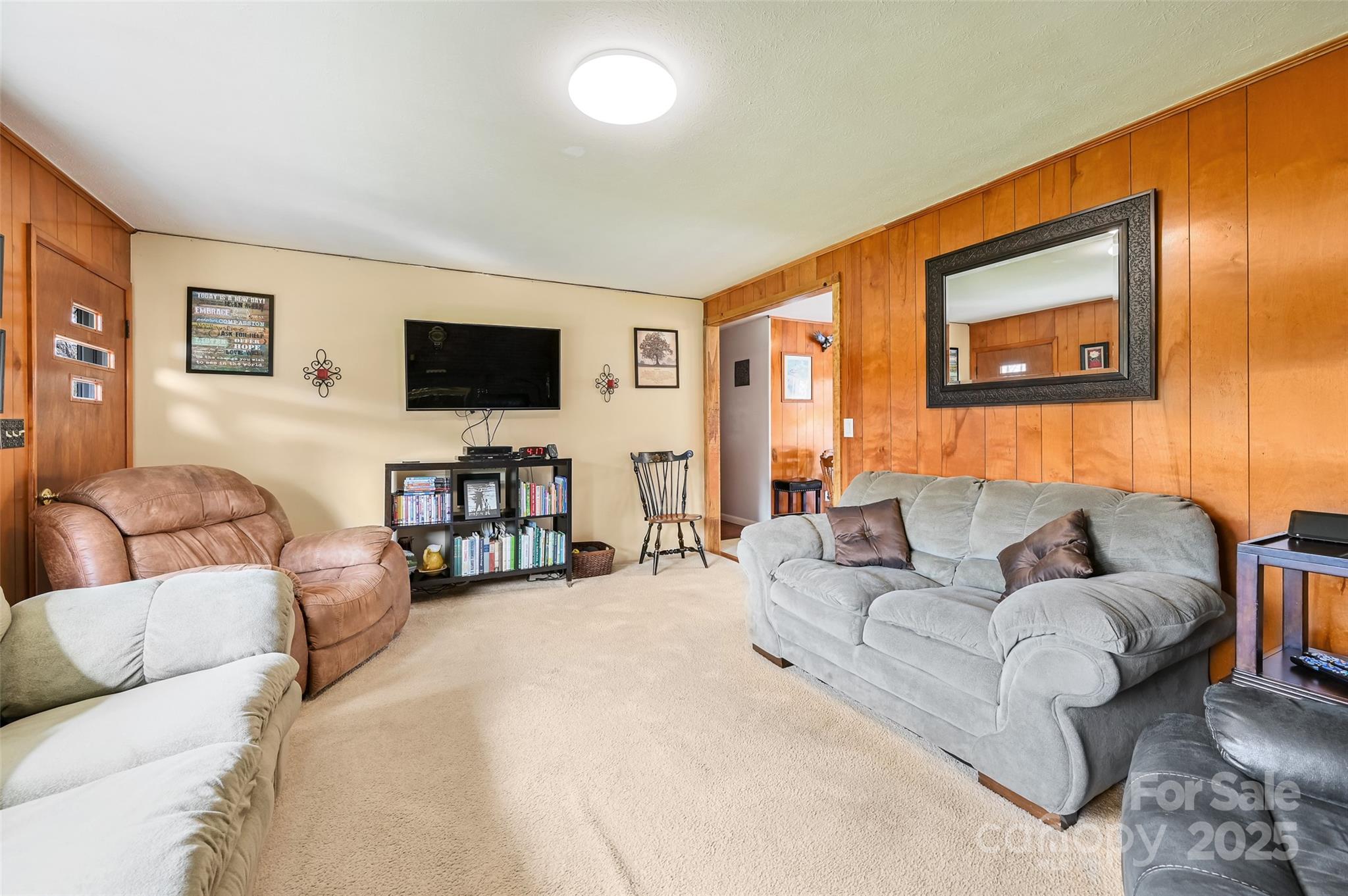 N/A at 29 Delta Drive, Hendersonville, photo 12 of 48