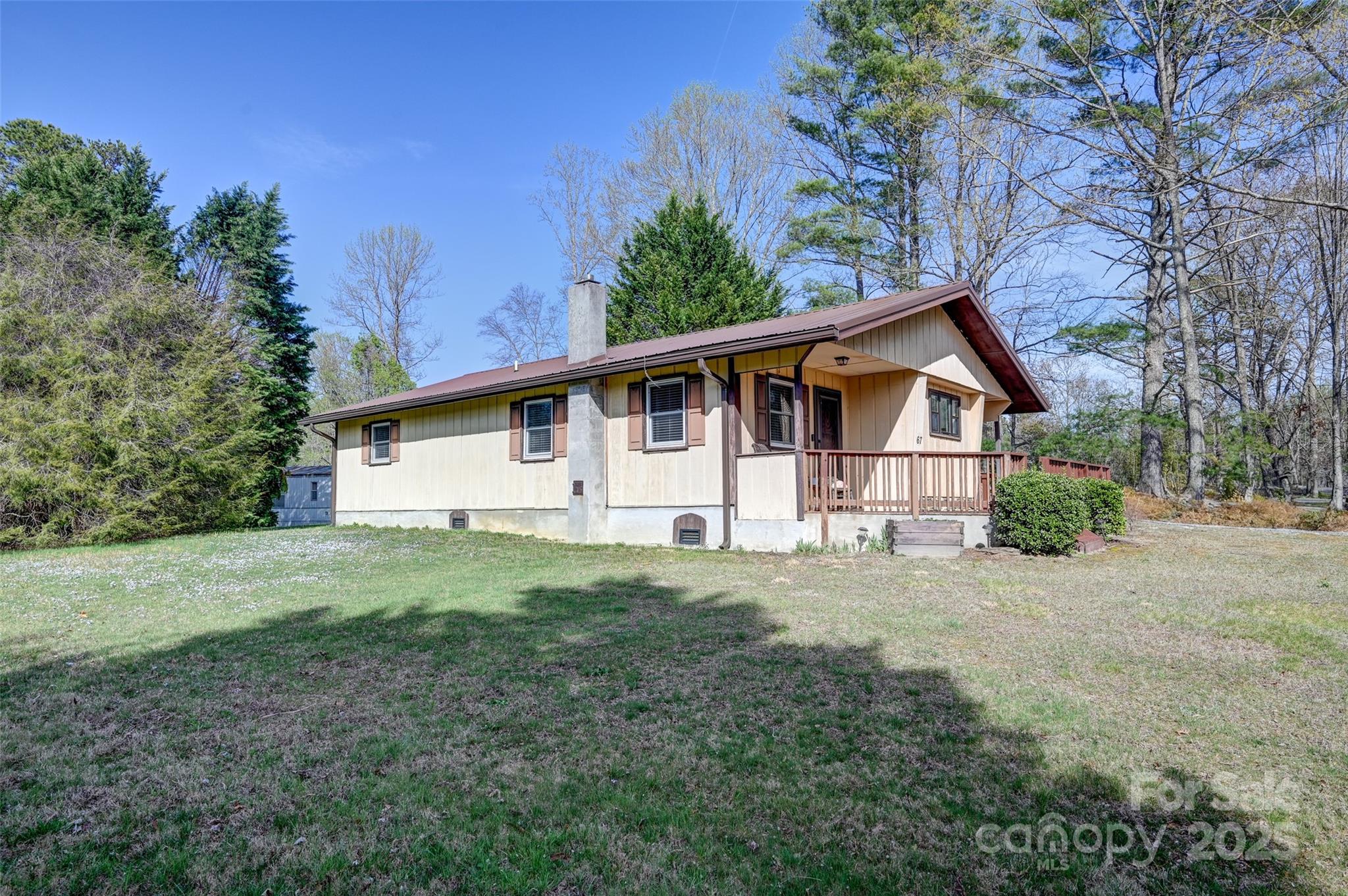 N/A at 29 Delta Drive, Hendersonville, photo 32 of 48