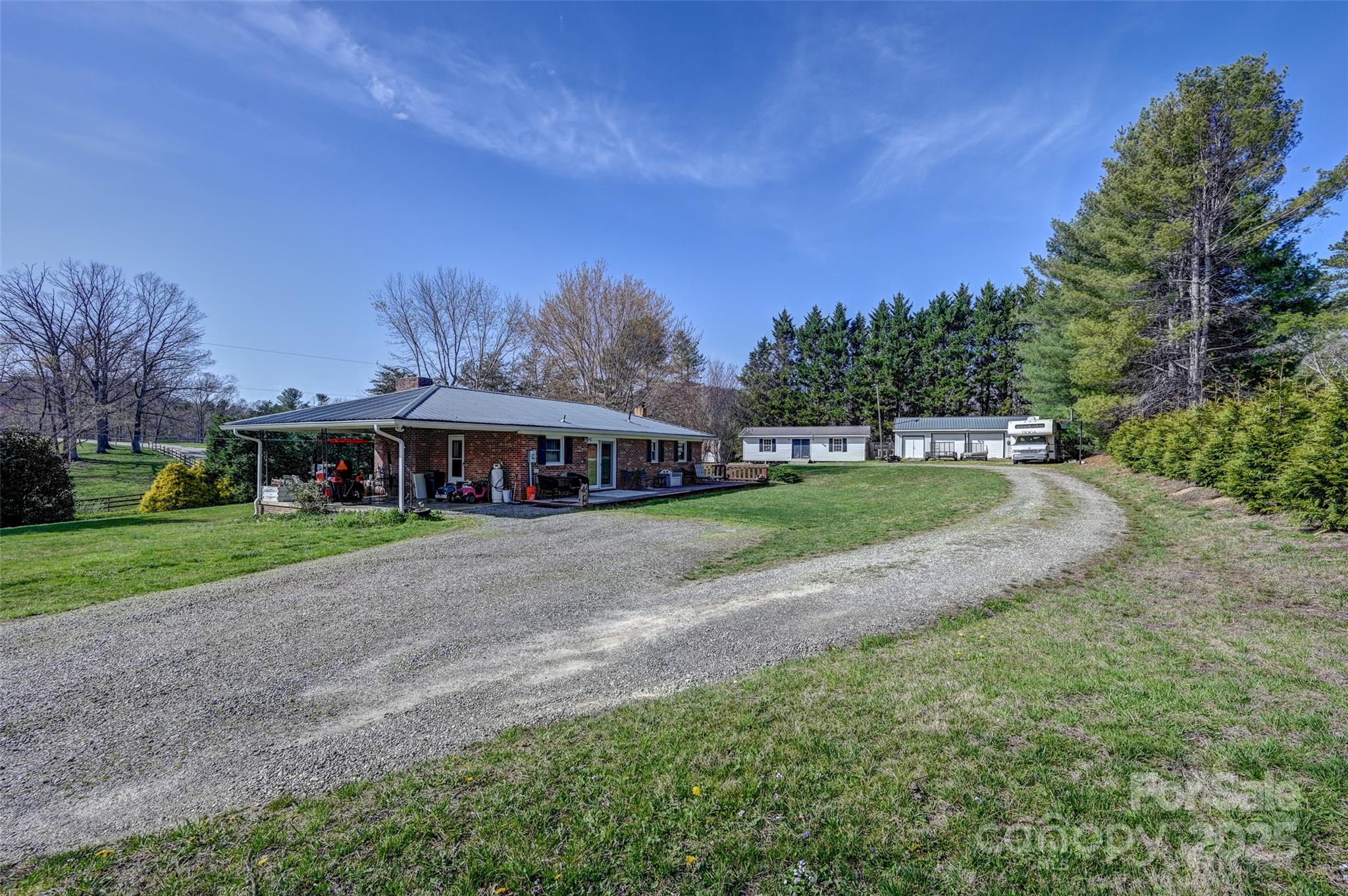 N/A at 29 Delta Drive, Hendersonville, photo 36 of 48