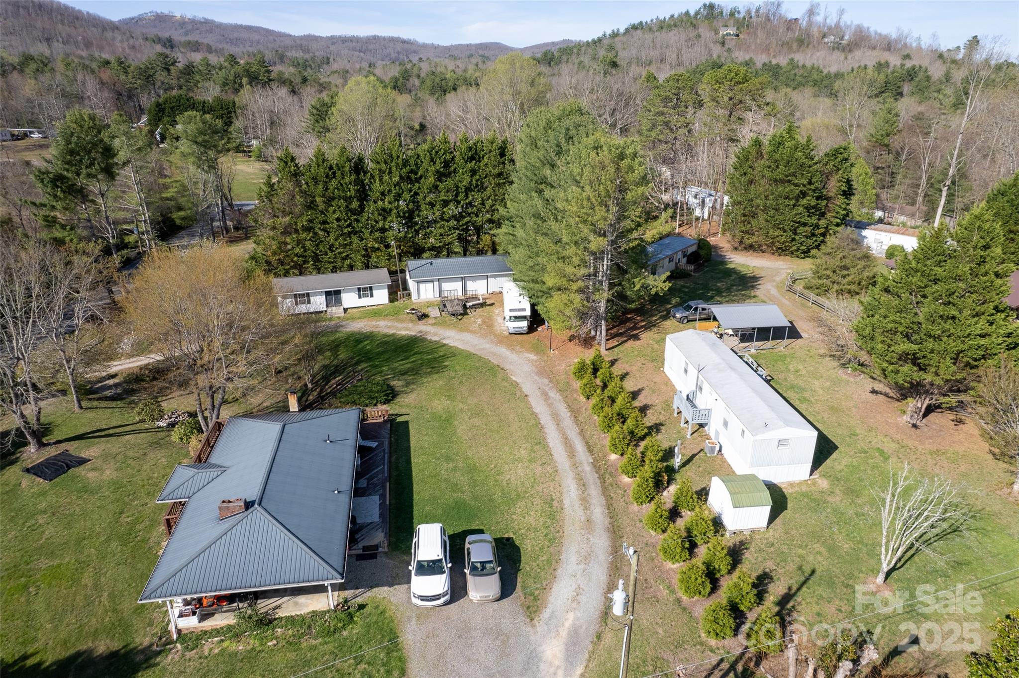 N/A at 29 Delta Drive, Hendersonville, photo 44 of 48