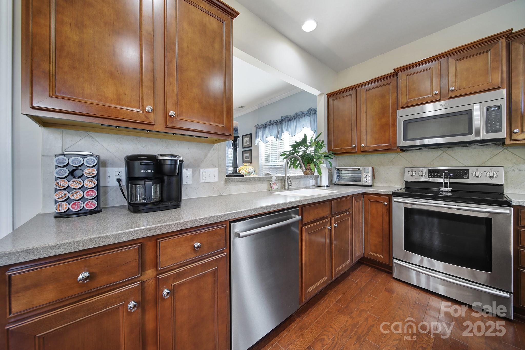 Kitchen w/ Pass-Thru - 5011 Broad Lane, Fort Mill