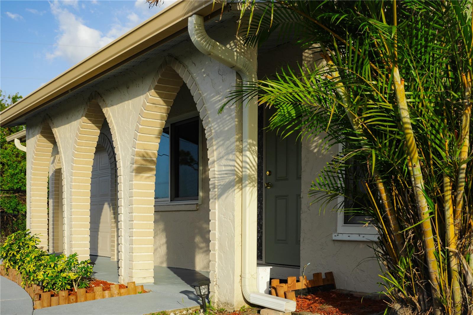 Single Family Residence at 389 MILLPORT ST NW, PORT CHARLOTTE, photo 4 of 29