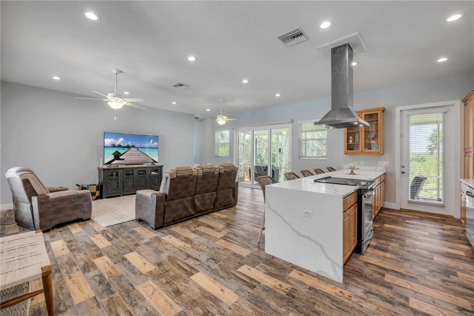 Single Family Residence at 1804 SAXON DR, NEW SMYRNA BEACH, photo 10 of 73