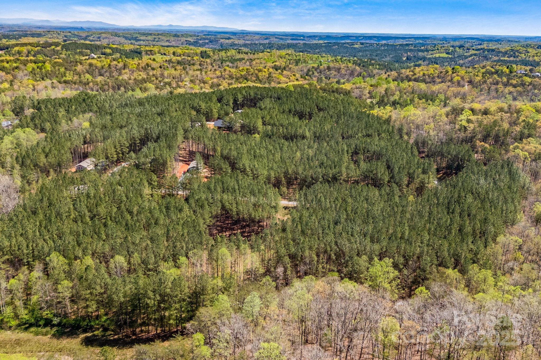 Aerial view. - 19 Sunset Drive, Mill Spring