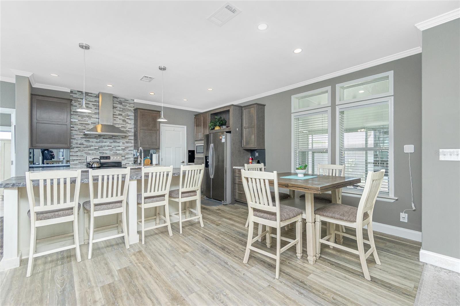 Manufactured Home at 1431 SANDERLING DR, ENGLEWOOD, photo 14 of 59