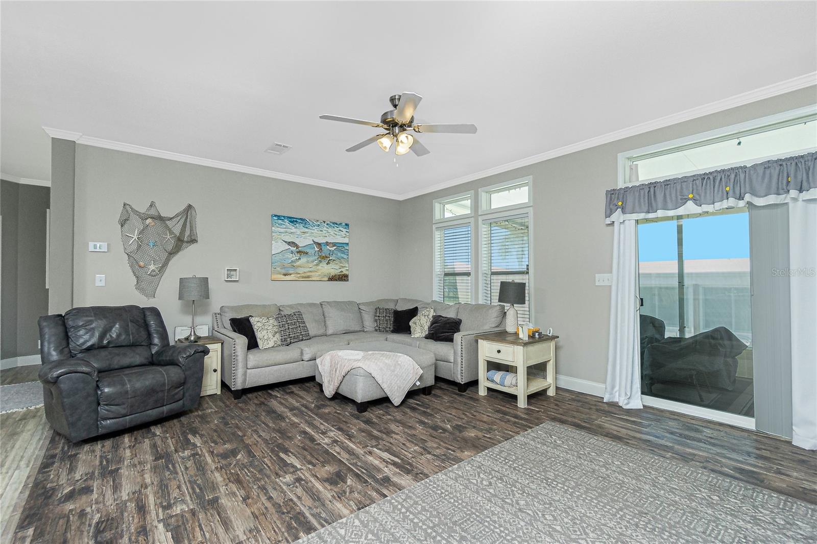 Manufactured Home at 1431 SANDERLING DR, ENGLEWOOD, photo 17 of 59