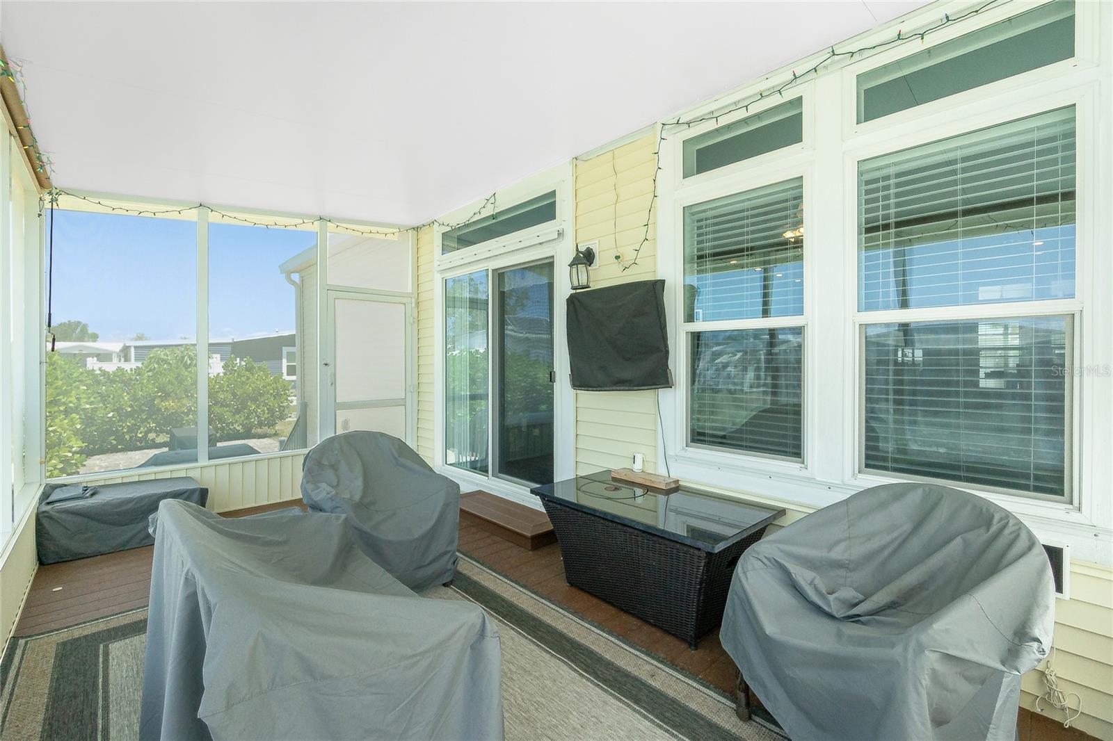 Manufactured Home at 1431 SANDERLING DR, ENGLEWOOD, photo 34 of 59