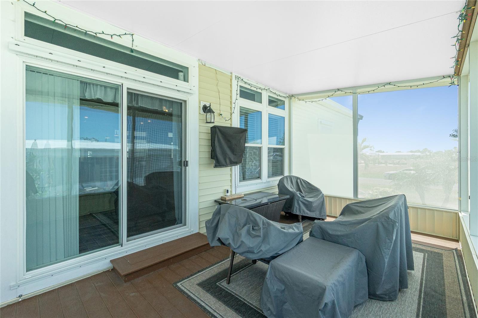 Manufactured Home at 1431 SANDERLING DR, ENGLEWOOD, photo 36 of 59