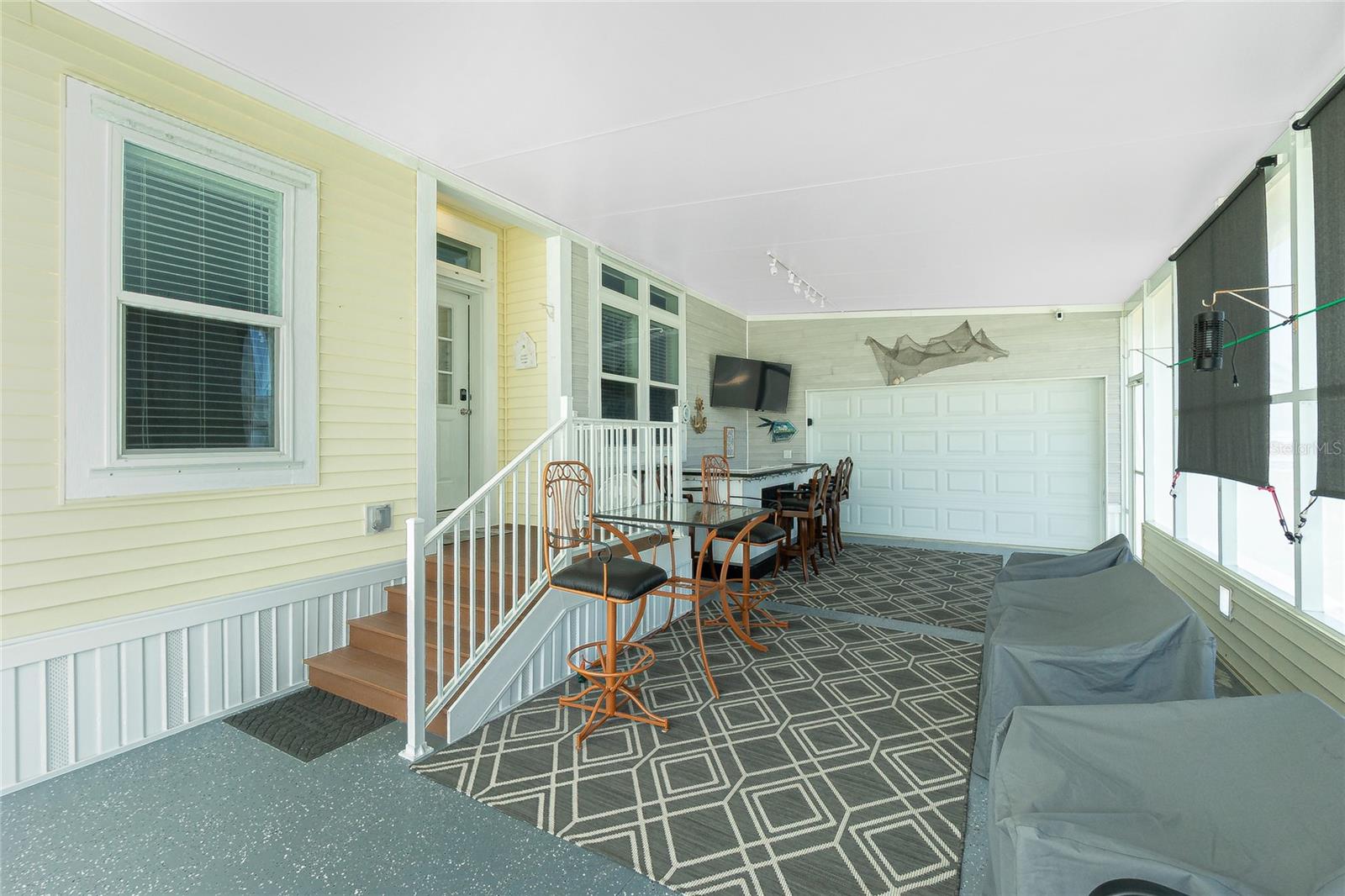 Manufactured Home at 1431 SANDERLING DR, ENGLEWOOD, photo 37 of 59