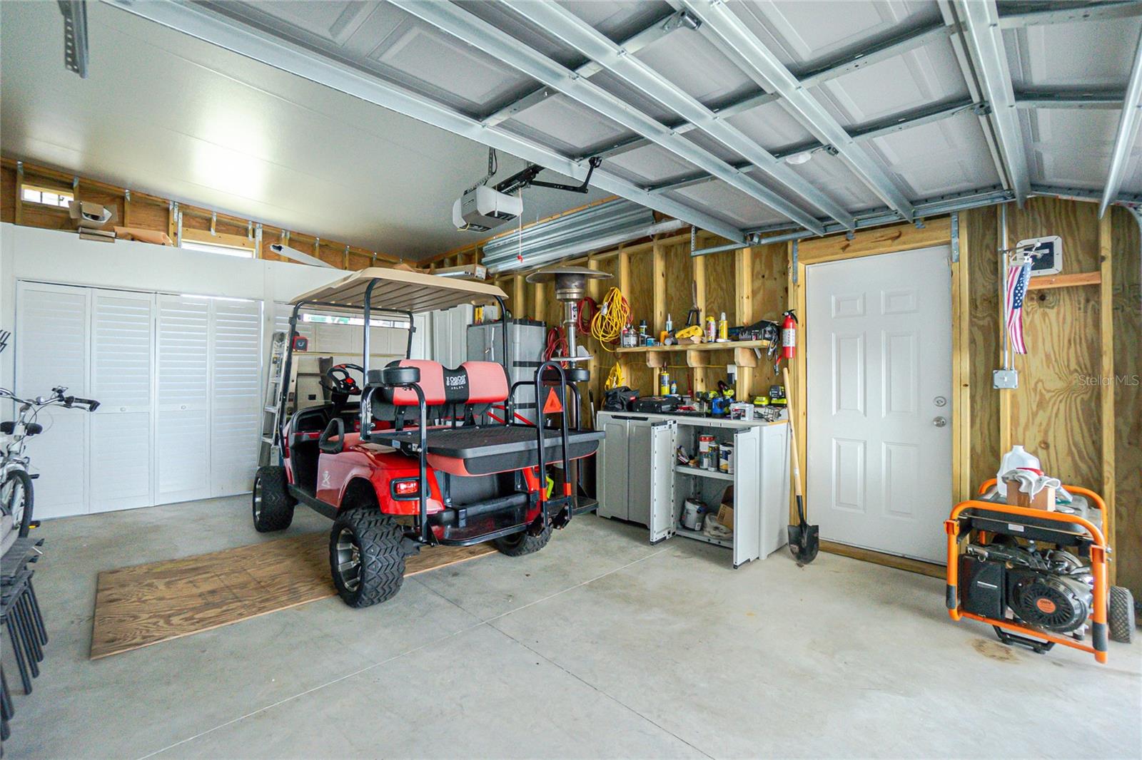 Manufactured Home at 1431 SANDERLING DR, ENGLEWOOD, photo 44 of 59