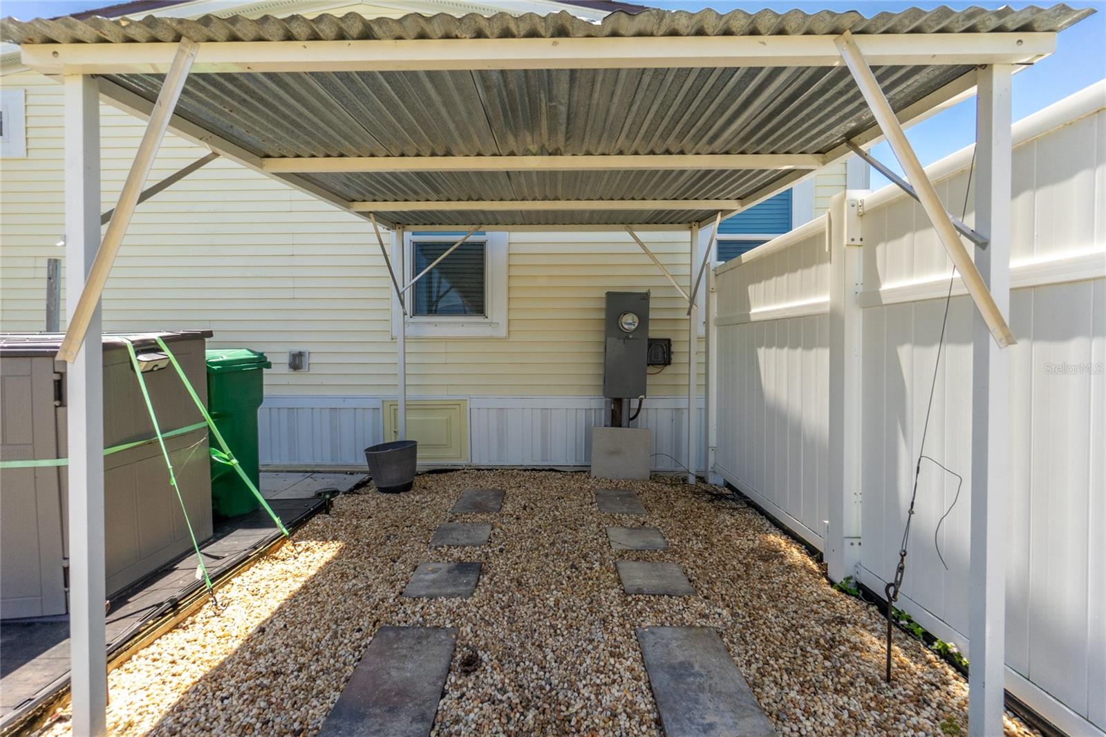Manufactured Home at 1431 SANDERLING DR, ENGLEWOOD, photo 50 of 59