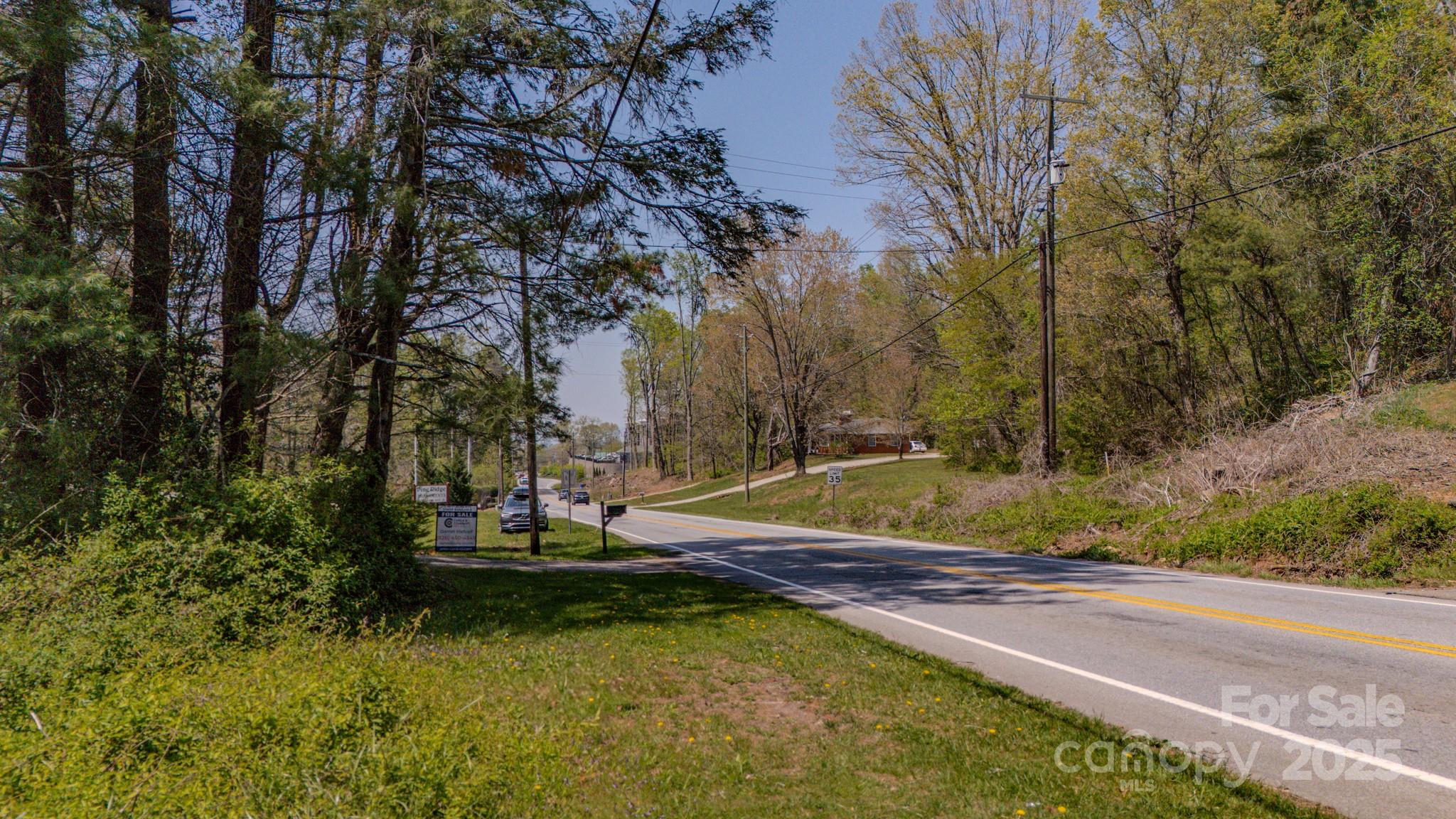 Close to Sweeten Creek Road - 105 Mills Gap Road, Asheville