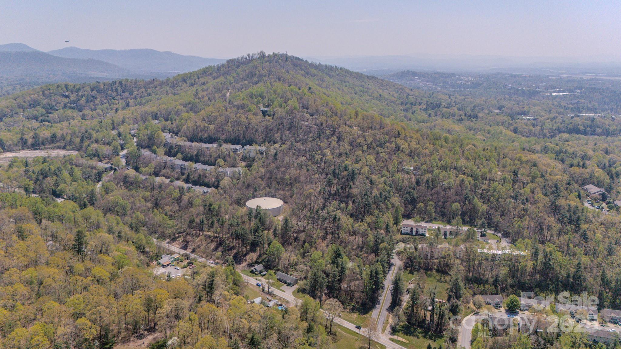 N/A at 105 Mills Gap Road, Asheville, photo 8 of 10