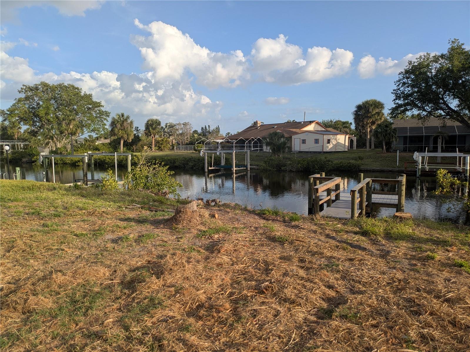 To the left - 18641 KLINGLER CIR, PORT CHARLOTTE
