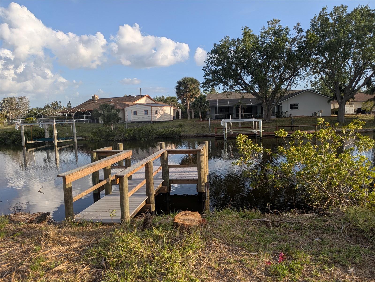 Closer to the dock - 18641 KLINGLER CIR, PORT CHARLOTTE