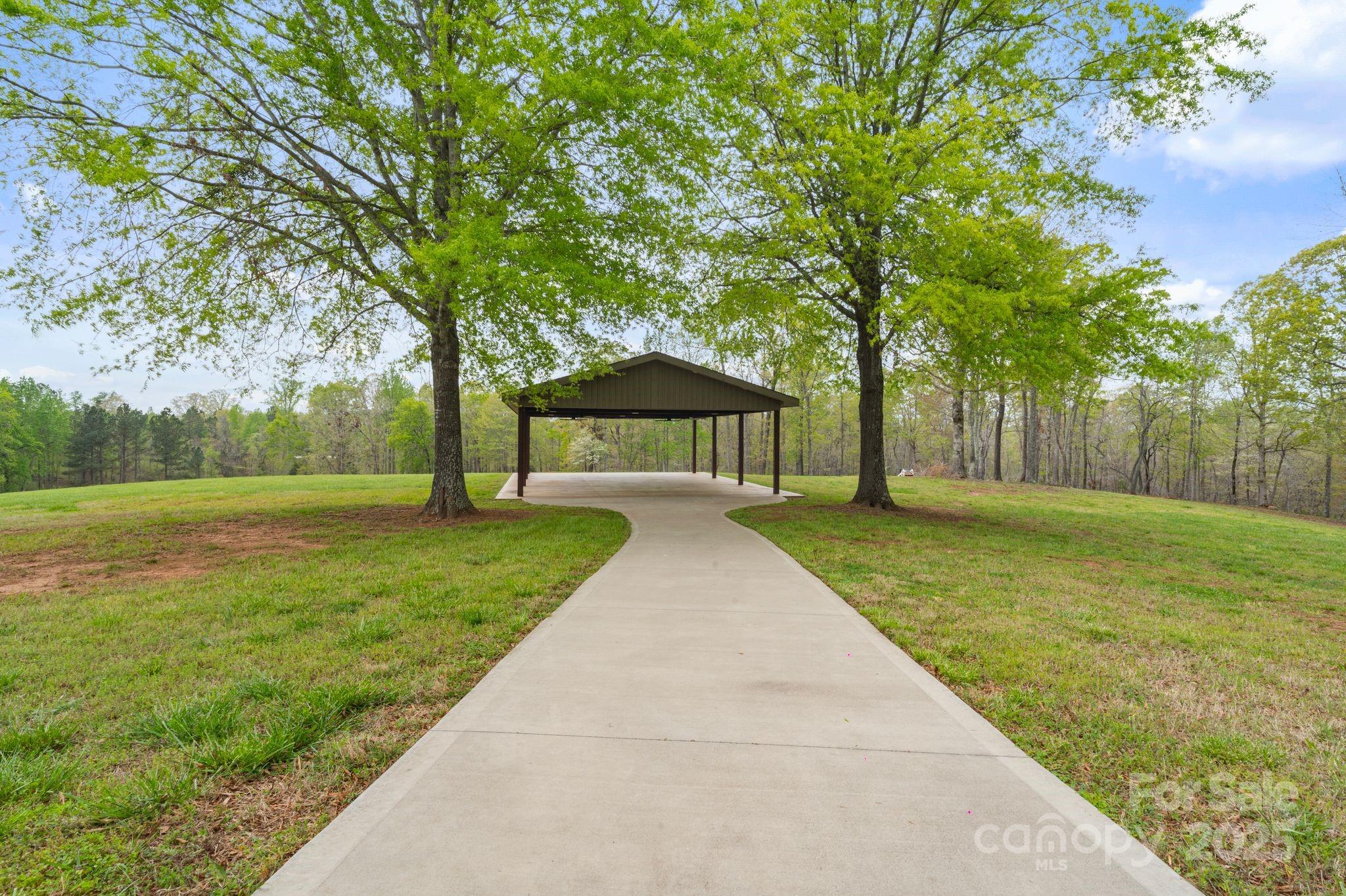 Single Family Residence at 265 Phillip Henderson Road, Rutherfordton, photo 37 of 40