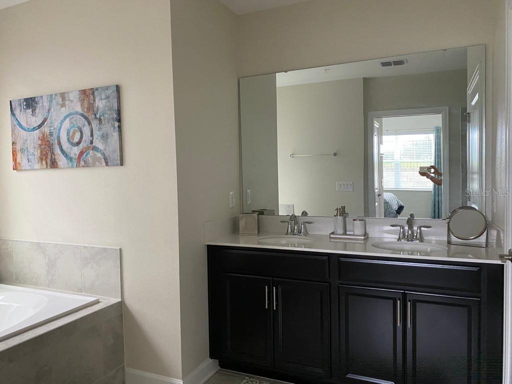 Condominium at 637 OCEAN COURSE AVE, DAVENPORT, photo 17 of 25