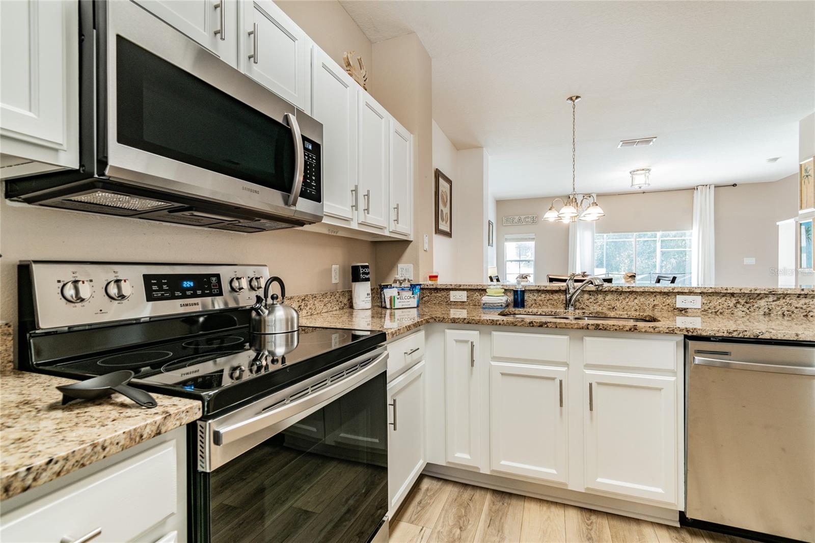 Townhouse at 4504 ALBERTO CIR, KISSIMMEE, photo 5 of 43